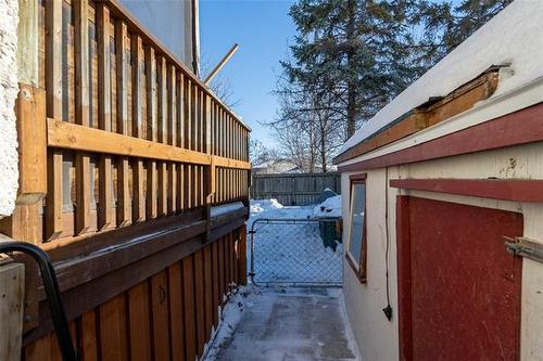 134 Nutley Cir, Winnipeg, MB 