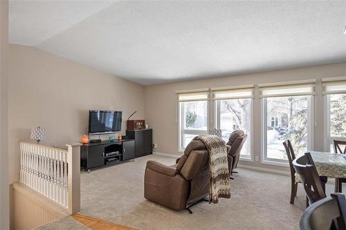 134 Nutley Cir, Winnipeg, MB 