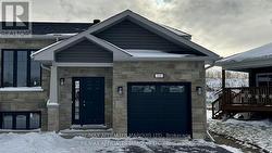 102 WOODLAND DRIVE  Cornwall, ON K6H 0H2
