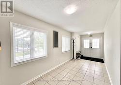 UPPER - 514 CANDLESTICK CIRCLE  Mississauga, ON L4Z 0B2