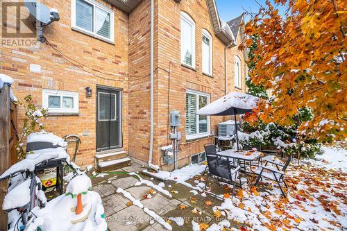15B - 5865 Dalebrook Crescent, Mississauga, ON - Outdoor