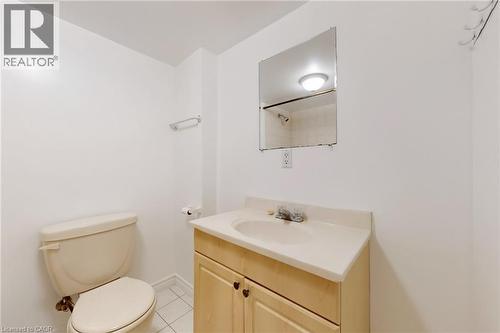 6509 Valiant Heights, Mississauga, ON - Indoor Photo Showing Bathroom