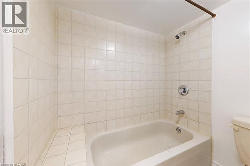 6509 Valiant Heights, Mississauga, ON - Indoor Photo Showing Bathroom