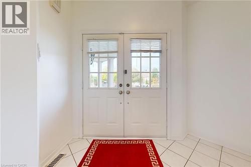 6509 Valiant Heights, Mississauga, ON - Indoor Photo Showing Other Room