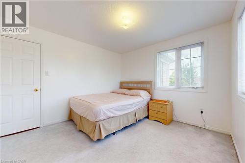 6509 Valiant Heights, Mississauga, ON - Indoor Photo Showing Bedroom