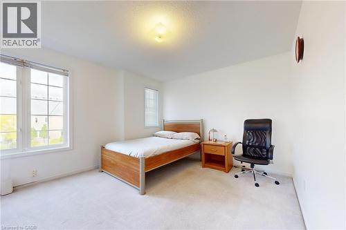6509 Valiant Heights, Mississauga, ON - Indoor Photo Showing Bedroom