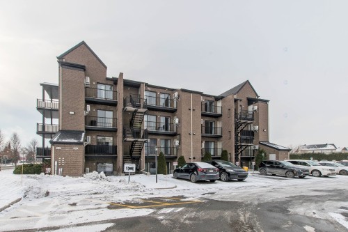 Extérieur - 201-691 Mtée Des Pionniers, Terrebonne (Lachenaie), QC - Outdoor With Facade