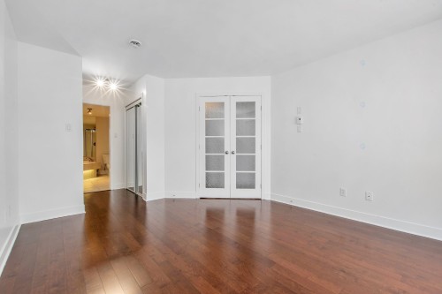 Chambre à coucher principale - 201-691 Mtée Des Pionniers, Terrebonne (Lachenaie), QC - Indoor Photo Showing Other Room