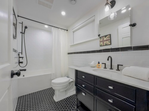 Salle de bains - 41 Rue Lakeshore, Beaconsfield, QC - Indoor Photo Showing Bathroom