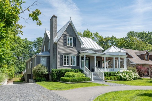 Front of Structure - 41 Rue Lakeshore, Beaconsfield, QC - Outdoor With Facade