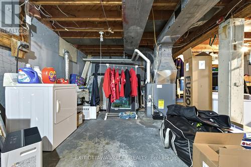 6 Faraday Crescent, Deep River, ON - Indoor