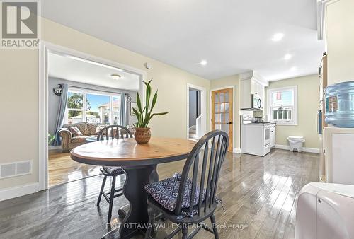 6 Faraday Crescent, Deep River, ON - Indoor Photo Showing Dining Room