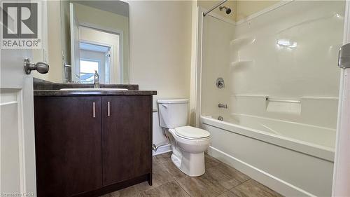 1357 Michael Circle, London, ON - Indoor Photo Showing Bathroom