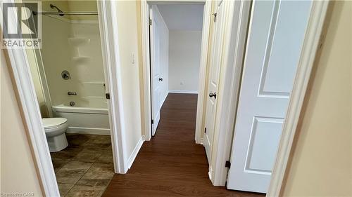 1357 Michael Circle, London, ON - Indoor Photo Showing Bathroom