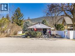 7310 50 Street Salmon Arm, BC V0E 1K0