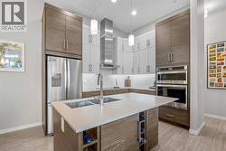 124 Mahogany Centre SE  Calgary, AB T3M 2Y1