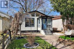188 OLDE BAYVIEW AVENUE  Richmond Hill, ON L4E 3C9