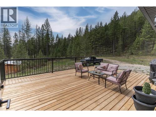 4165 93 Highway, Grasmere, BC - Outdoor With Deck Patio Veranda