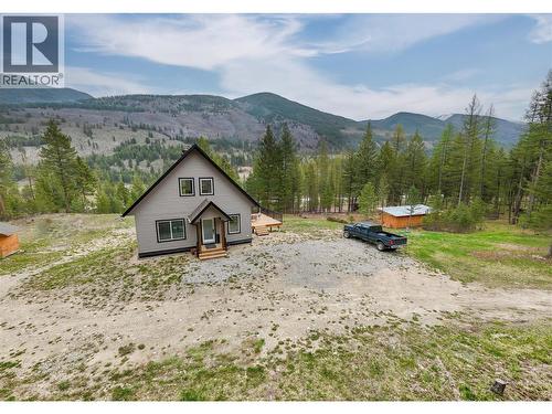4165 93 Highway, Grasmere, BC - Outdoor With View