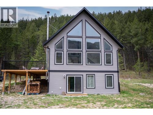 4165 93 Highway, Grasmere, BC - Outdoor
