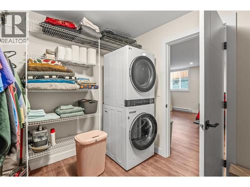 8909 Cherry Lane, Coldstream, BC - Indoor Photo Showing Laundry Room