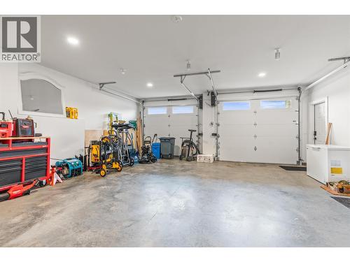 8909 Cherry Lane, Coldstream, BC - Indoor Photo Showing Garage