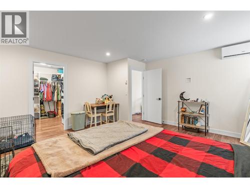 8909 Cherry Lane, Coldstream, BC - Indoor