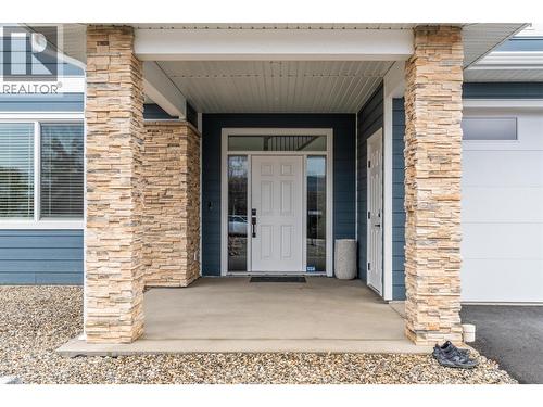 8909 Cherry Lane, Coldstream, BC - Outdoor With Exterior