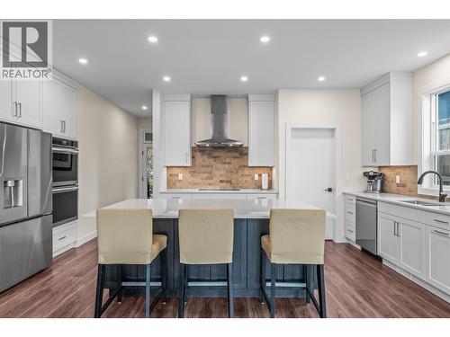 8909 Cherry Lane, Coldstream, BC - Indoor Photo Showing Other Room