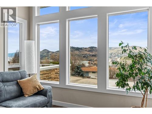 8909 Cherry Lane, Coldstream, BC - Indoor Photo Showing Other Room