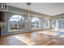 The bonus of the end unit is more windows to take in the lake views and enjoy the sunshine! - 