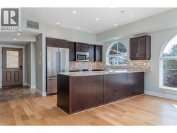 Kitchen with eat up bar!! - 