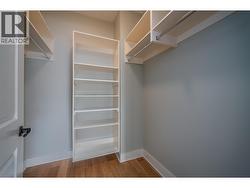 Primary walk in closet - 