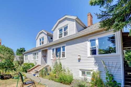 604 Kennedy St  Nanaimo, BC V9R 2J8