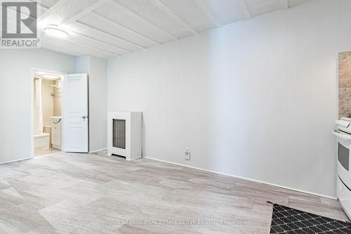 Main Floor Apartment 1 - 1160 Dufferin Street, Toronto, ON - Indoor Photo Showing Laundry Room