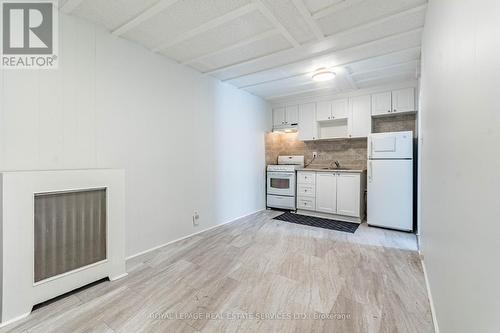 Main Floor Apt 1 - 1160 Dufferin Street, Toronto, ON - Indoor Photo Showing Kitchen