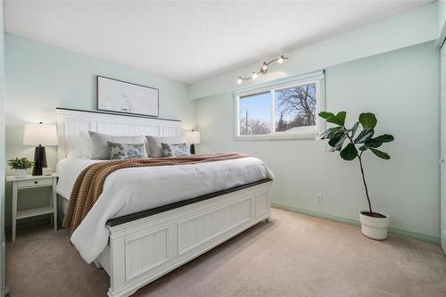 3 Golden Willow Crescent, Winnipeg, MB - Indoor Photo Showing Bedroom