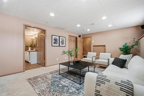 3 Golden Willow Crescent, Winnipeg, MB - Indoor