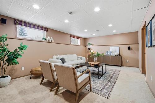 3 Golden Willow Crescent, Winnipeg, MB - Indoor