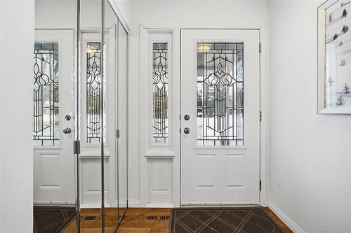 3 Golden Willow Crescent, Winnipeg, MB - Indoor Photo Showing Other Room