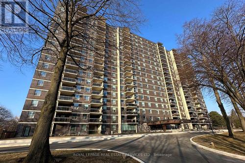 1805 - 966 INVERHOUSE DRIVE  Mississauga, ON L5J 4B6