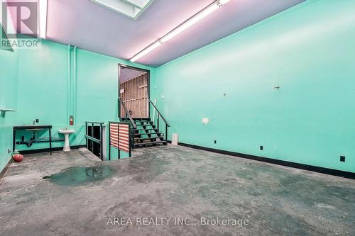 839-841 Gerrard Street E, Toronto, ON 