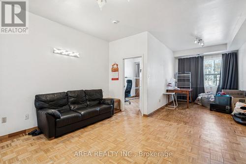 839-841 Gerrard Street E, Toronto, ON 