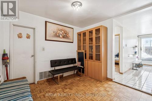 839-841 Gerrard Street E, Toronto, ON 