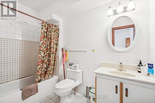 839-841 Gerrard Street E, Toronto, ON 