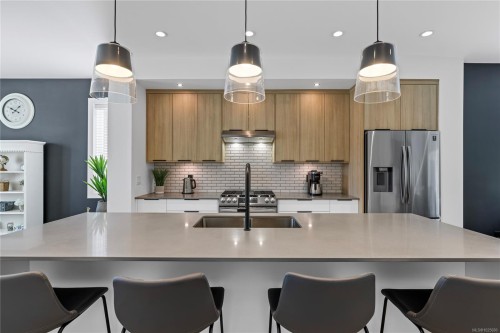 16-2310 Guthrie Rd, Comox, BC 