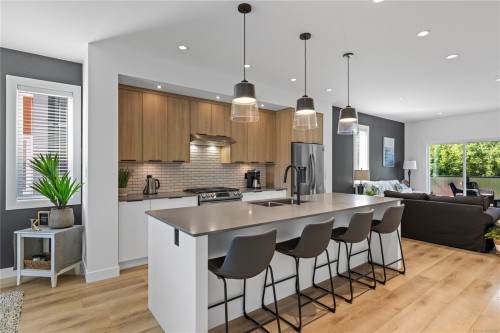 16-2310 Guthrie Rd, Comox, BC 