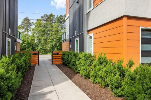 16-2310 Guthrie Rd, Comox, BC 