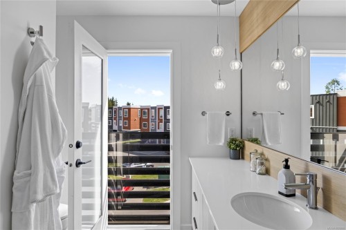 16-2310 Guthrie Rd, Comox, BC 