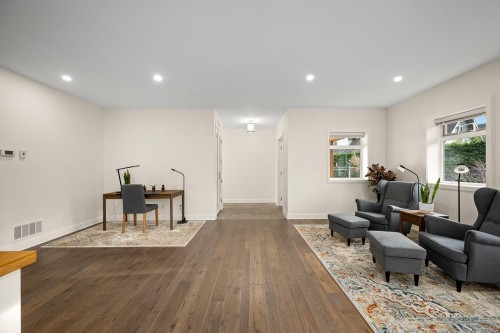 3767 Maple Lane, Royston, BC 